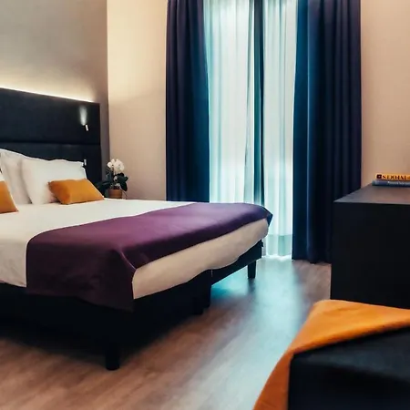 Hotel Benaco