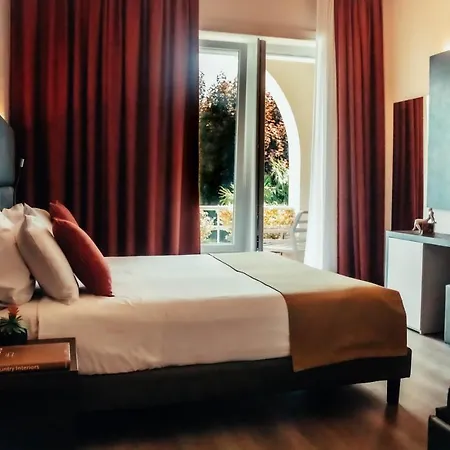 Benaco 3* Desenzano del Garda