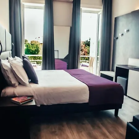 Hotel Benaco Desenzano del Garda