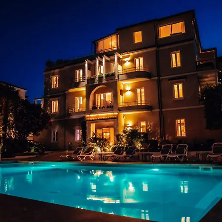 Benaco Hotel Desenzano del Garda