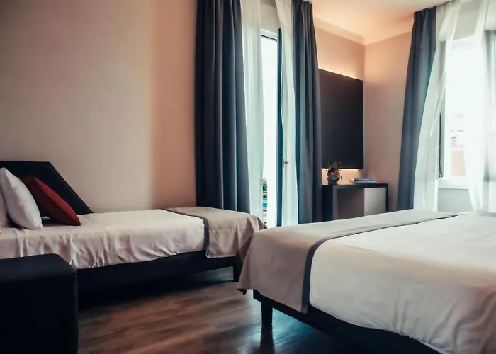 Benaco Hotel Desenzano del Garda