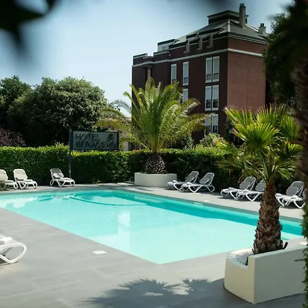 Benaco 3* Дезенцано-дель-Гарда